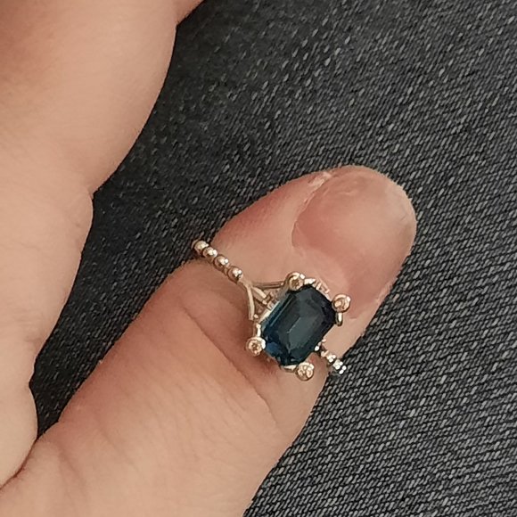 Fragrant Jewels sz 8 blue - Picture 2 of 5